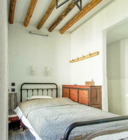 스탠다드 싱글 룸, Hidden