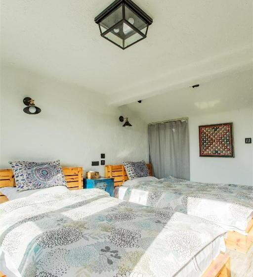 스탠다드 룸, Hidden