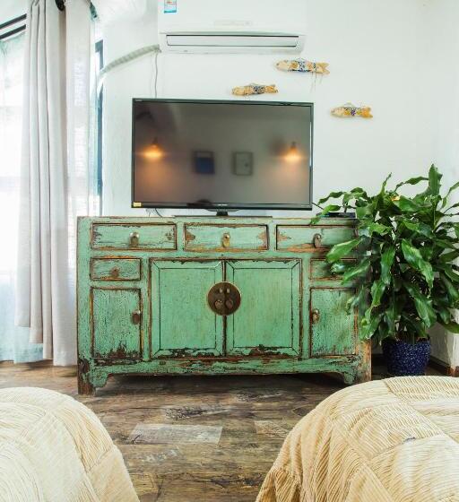 스탠다드 룸, Hidden