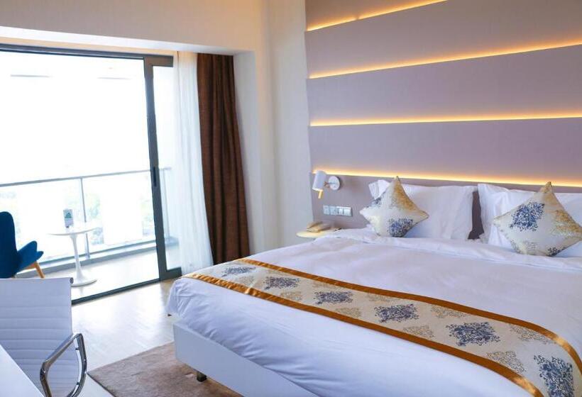 Номер Deluxe, Sanya Phoenix Airport