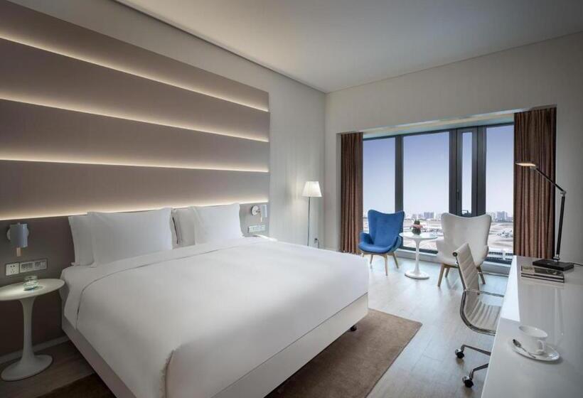 اتاق سوپریور با تخت بزرگ, Sanya Phoenix Airport