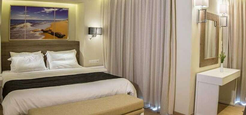 サイドシービュージュニアスイート, Swell Boutique