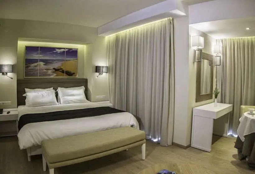 Junior Suite Vue Mer Latérale, Swell Boutique