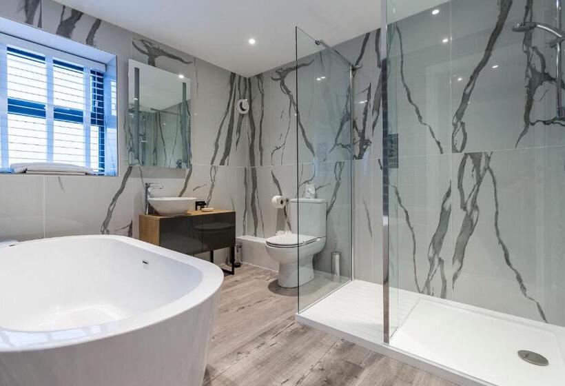 Suite, The Beach