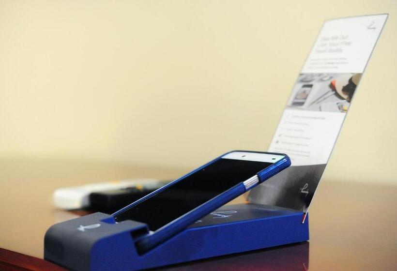 Номер Deluxe, Tomreik