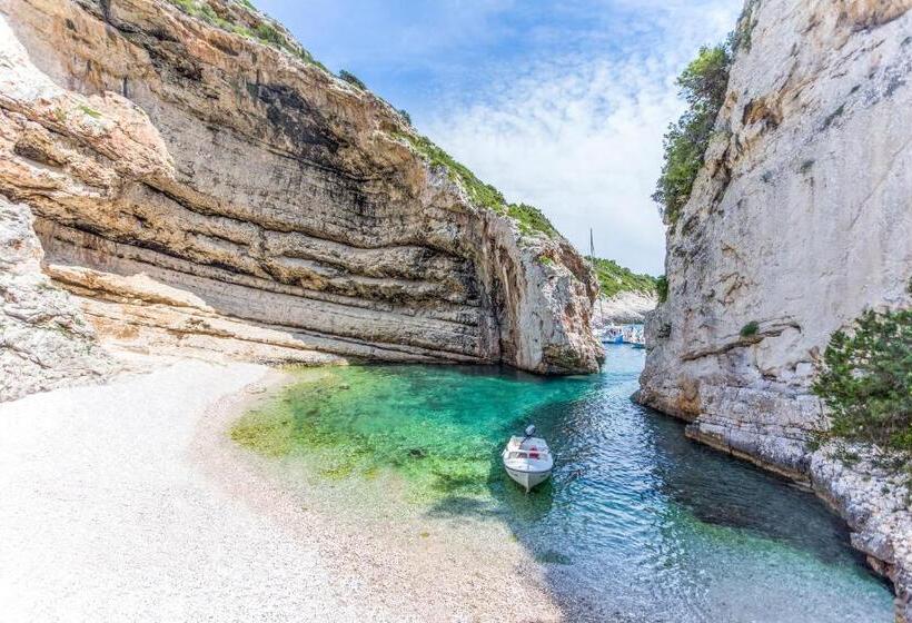 اتاق سوپریور, Villa Nora Hvar