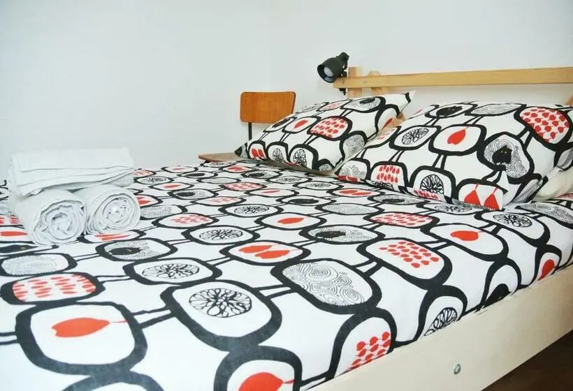 Standard-huone Jaettu Kylpyhuone, Nazaré Hostel Rooms & Dorms