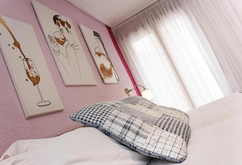 اتاق استاندارد یک نفره, Pensión Úbeda