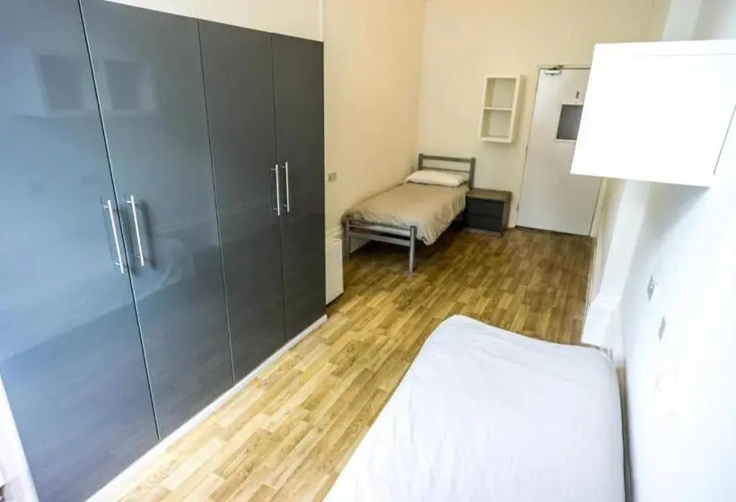 تختخواب در اتاق مشترک, Sandeman Allen Hostel