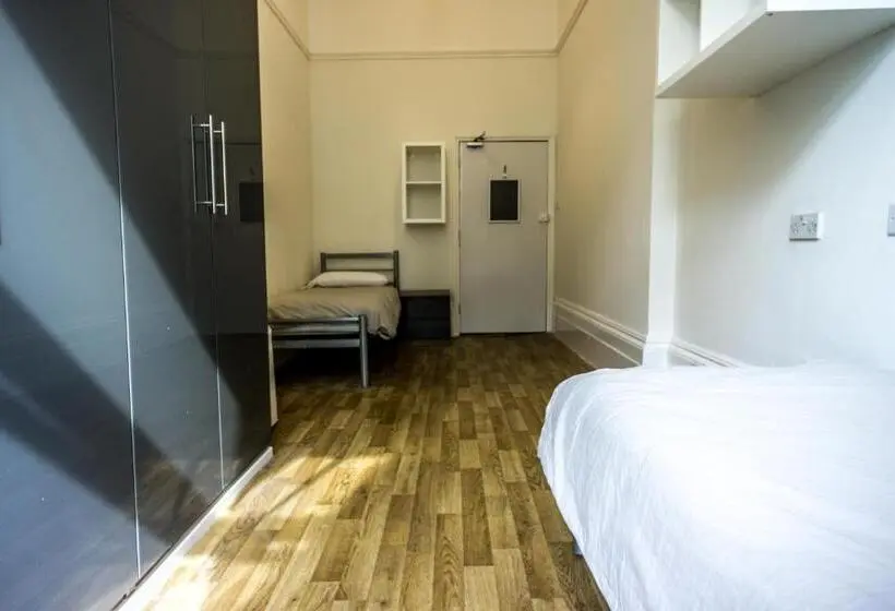 تختخواب در اتاق مشترک, Sandeman Allen Hostel