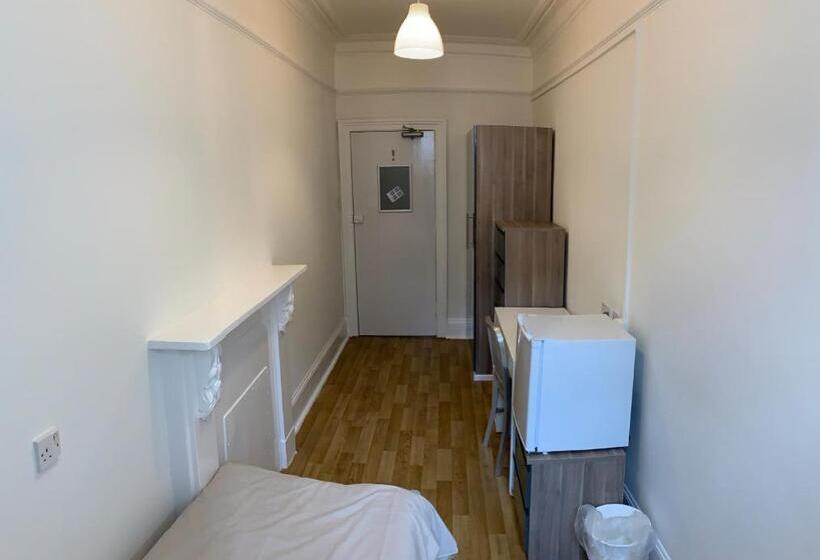 اتاق استاندارد یک تخته با سرویس بهداشتی مشترک, Sandeman Allen Hostel