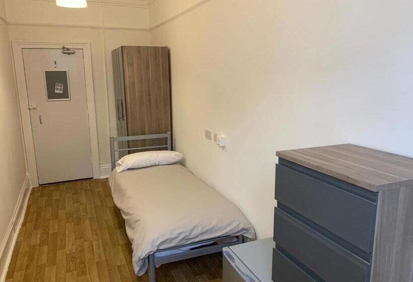 اتاق استاندارد یک تخته با سرویس بهداشتی مشترک, Sandeman Allen Hostel