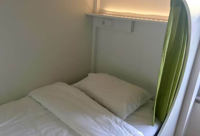 تختخواب در اتاق مشترک, Urban Garden Porto Central Hostel