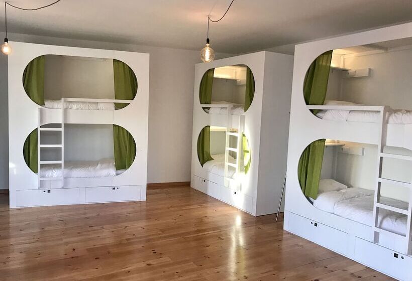 تختخواب در اتاق مشترک, Urban Garden Porto Central Hostel
