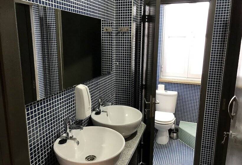 تختخواب در اتاق مشترک, Urban Garden Porto Central Hostel