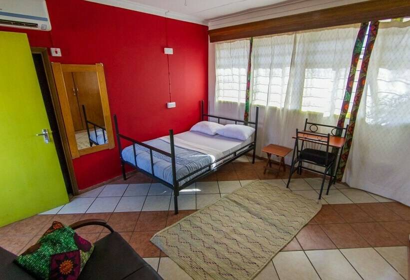 اتاق استاندارد, We Travel Hostel