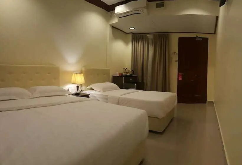 デラックストリプルルーム, Al Safina Kijal Beach Resort