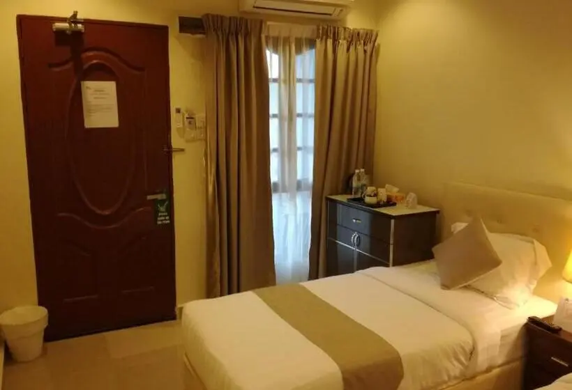 スーペリアールーム, Al Safina Kijal Beach Resort