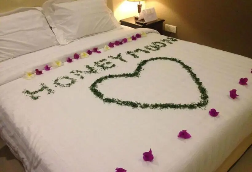 スーペリアールーム, Al Safina Kijal Beach Resort