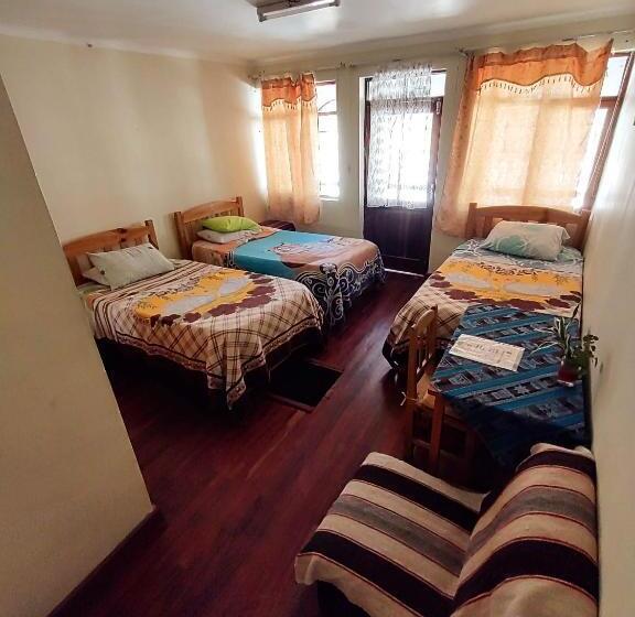 تختخواب در اتاق مشترک, Spanish Friends