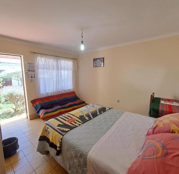 اتاق استاندارد, Spanish Friends