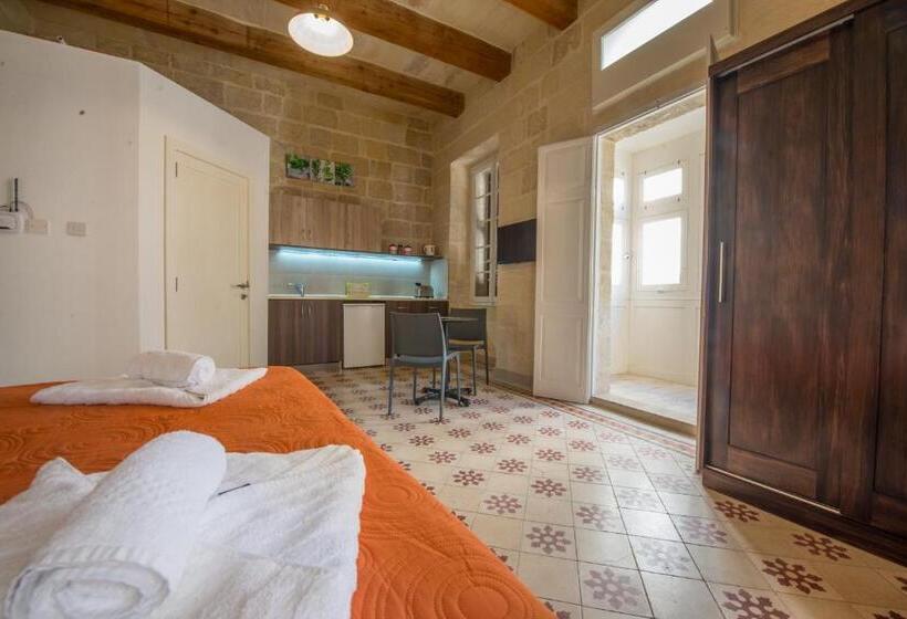اتاق استاندارد با بالکن, Casa Lapira