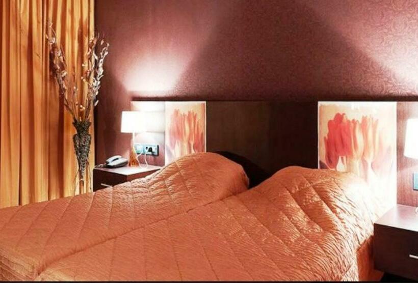 Quarto Estandar, Cezaria