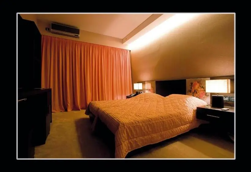 Chambre Standard, Cezaria