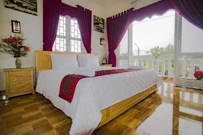 اتاق سوپریور با بالکن, Fullhouse Hoian