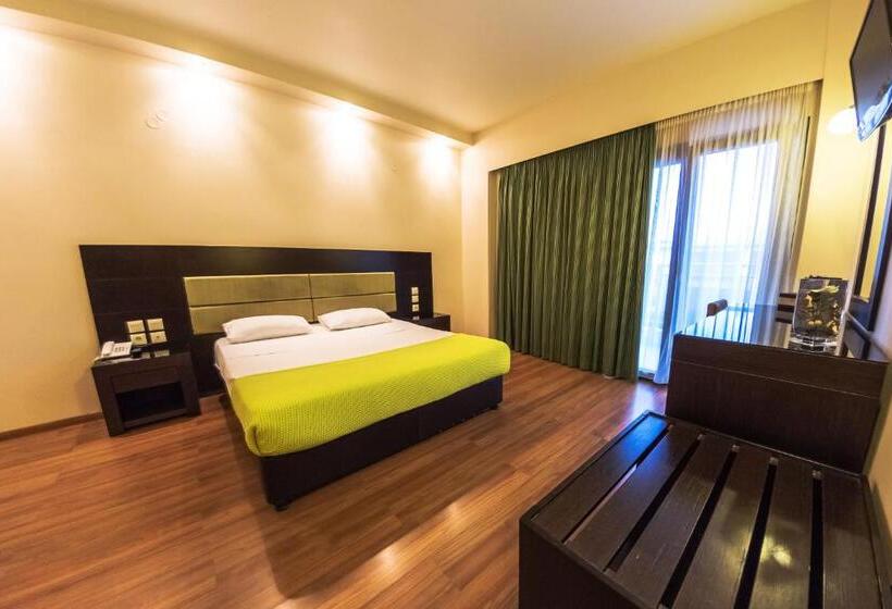 اتاق استاندارد یک نفره, Giotis Boutique