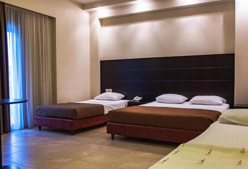 اتاق استاندارد چهار تخته, Giotis Boutique