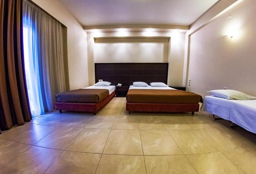 اتاق استاندارد چهار تخته, Giotis Boutique