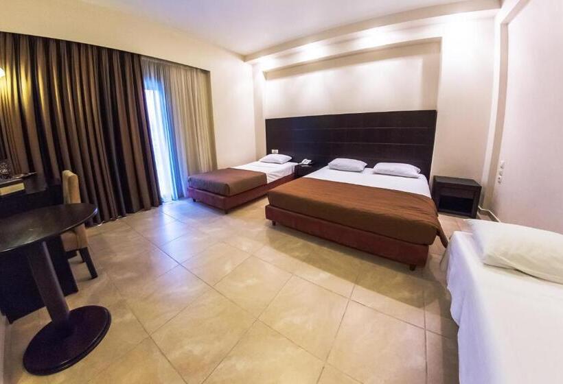 اتاق استاندارد چهار تخته, Giotis Boutique