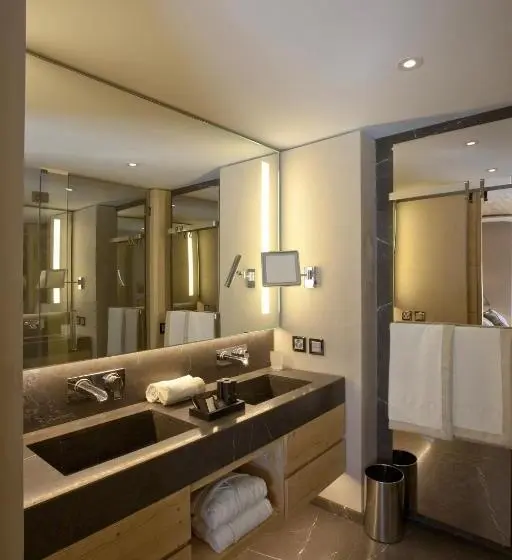 マウンテンビューデラックスルーム, Hôtel De Rougemont & Spa
