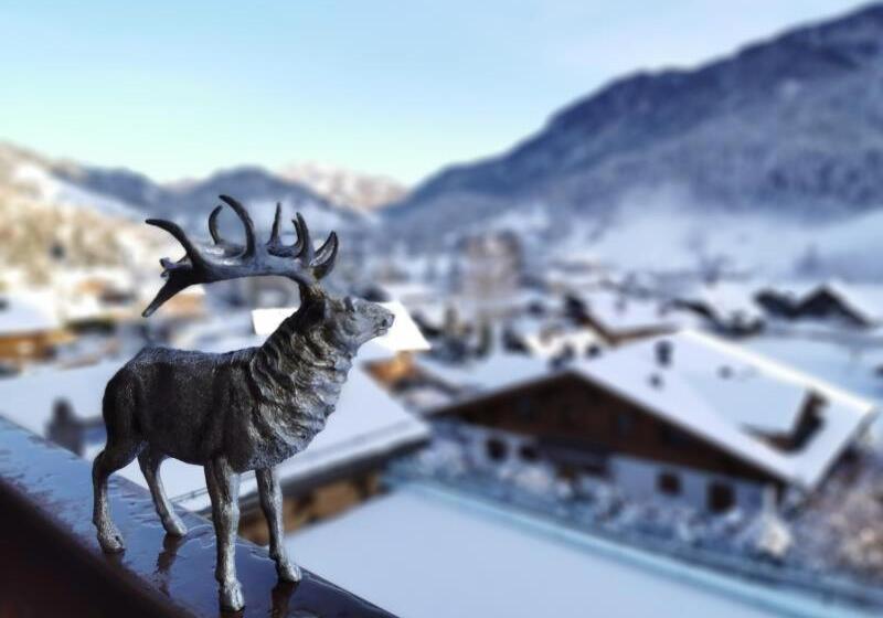 Номер Deluxe Вид на Горы, Hôtel De Rougemont & Spa