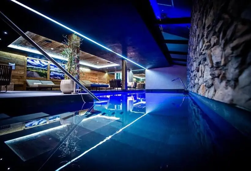 ペントハウススイート, Hôtel De Rougemont & Spa