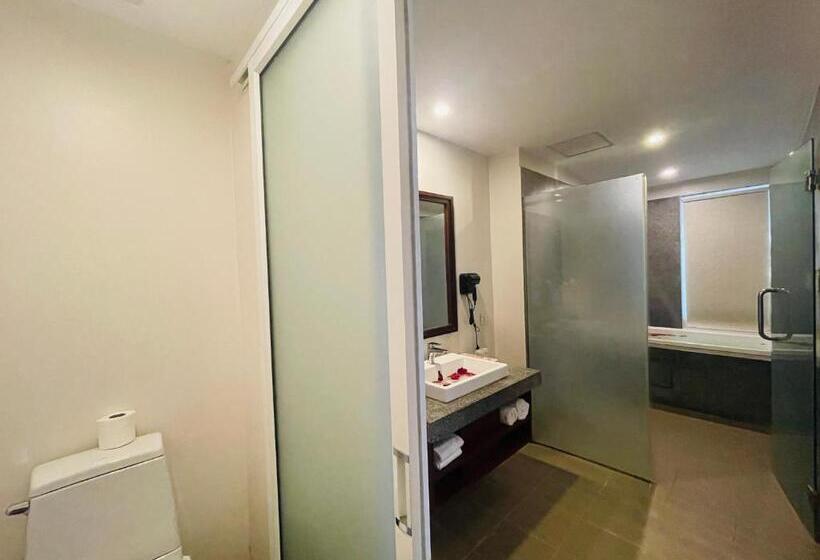 小室, Indra Angkor Residence