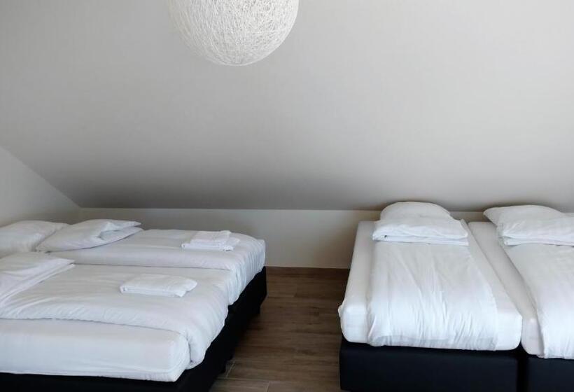 ４ベッドルームクラシックタイプ, Ladeuze