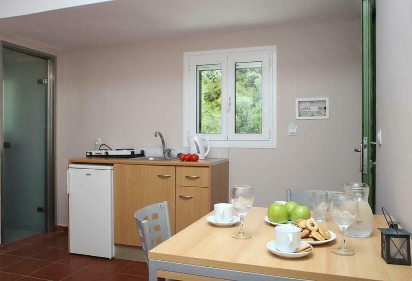 海の見えるスタンダードスタジオ, Scorpios