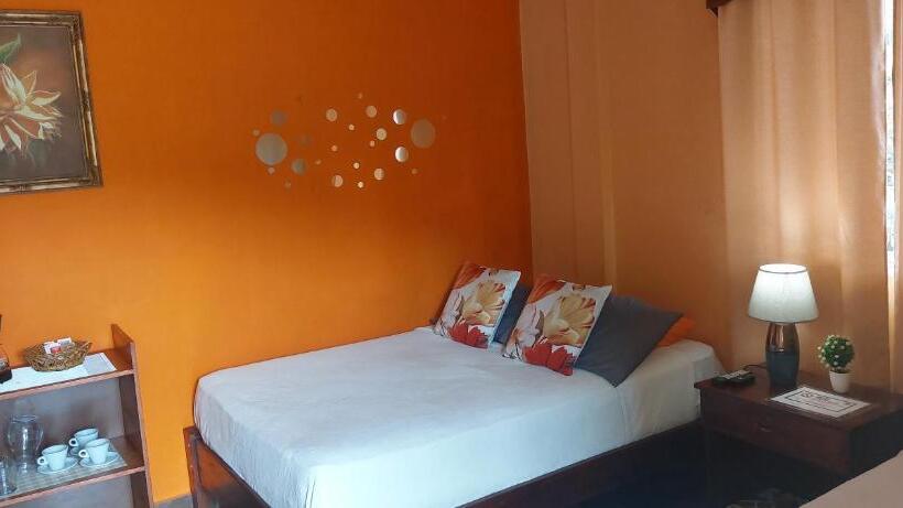 베이직 3인 룸, Boquete Town Hostal