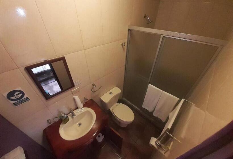 Standard Neljän Hengen Huone, Boquete Town Hostal