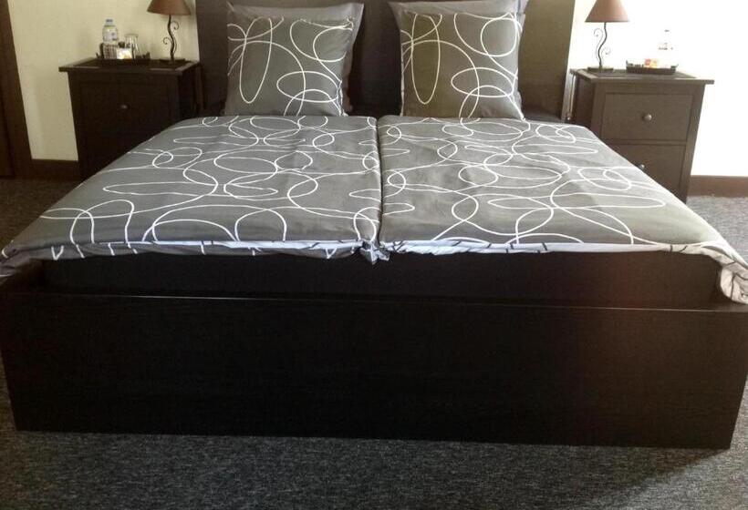 חדר דחוקס עם מיטת קינג, B&b Au Moulin 1771