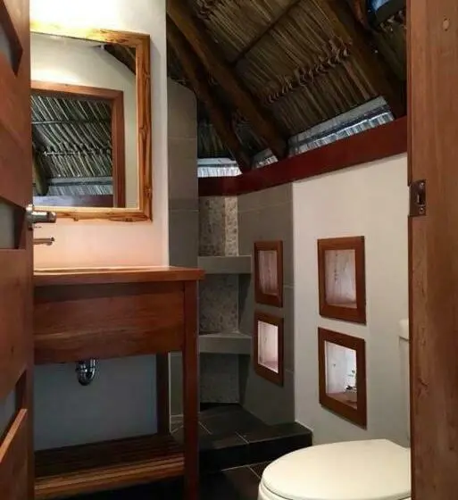 エコノミールーム, Casitas Pacific