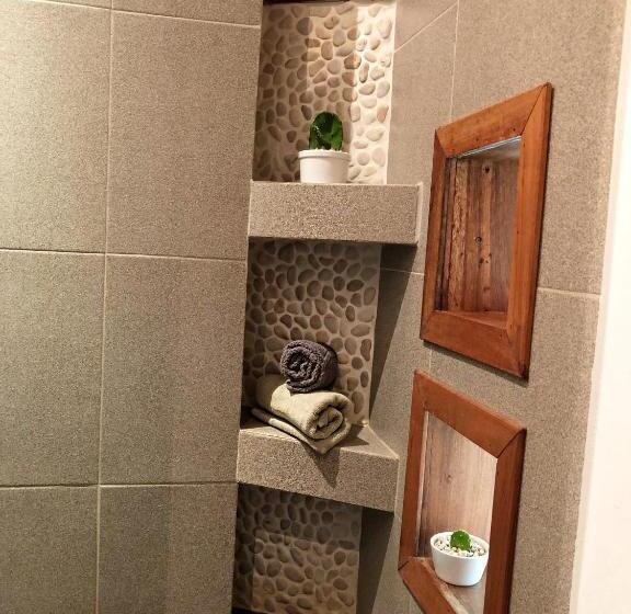 베이직 3인 룸, Casitas Pacific