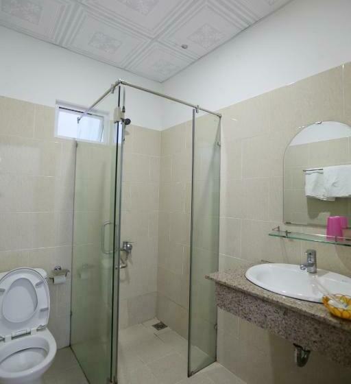 اتاق لوکس با بالکن, House 579 Hai Ba Trung