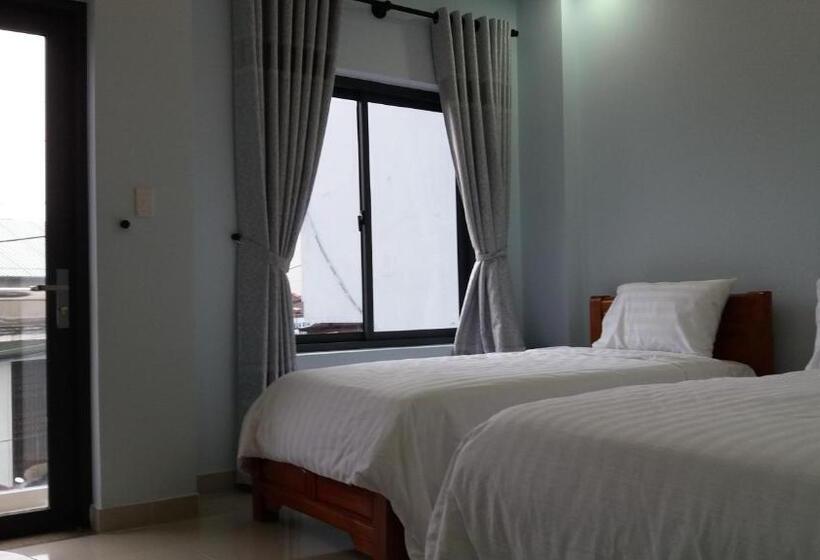 اتاق استاندارد سه نفره, House 579 Hai Ba Trung