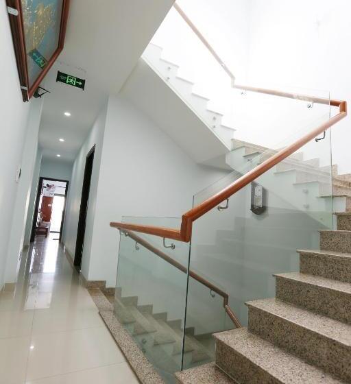 اتاق لوکس, House 579 Hai Ba Trung