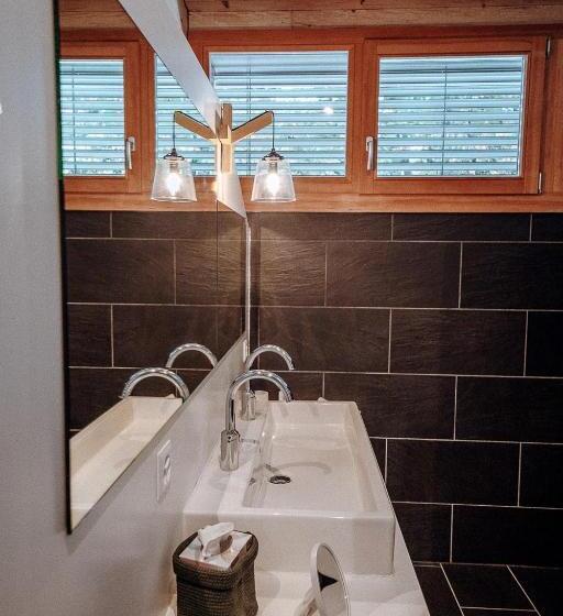 デラックスルーム, Les Mazots Du Clos