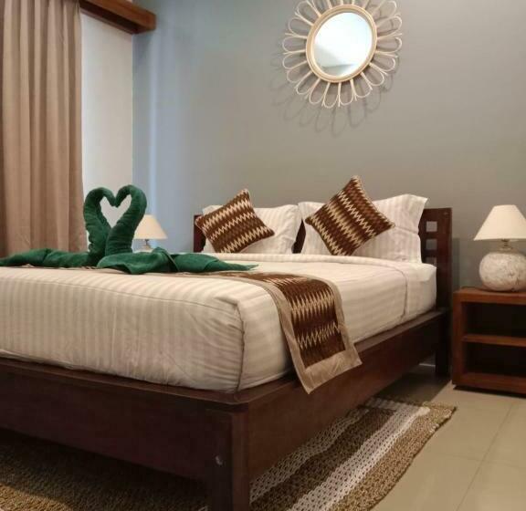 デラックスルーム, Alia Home