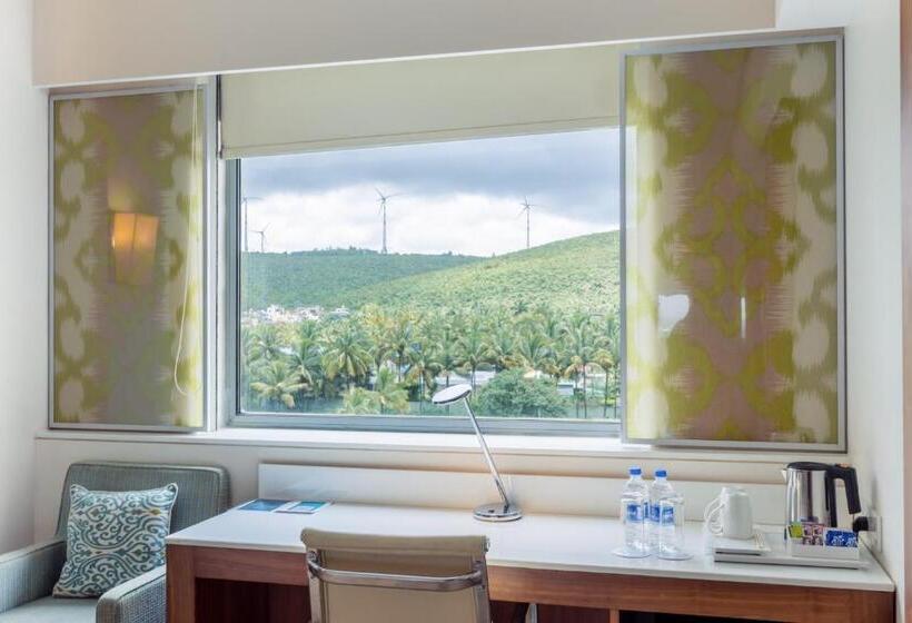 غرفة قياسية سرير ملكى, Fairfield By Marriott Belagavi